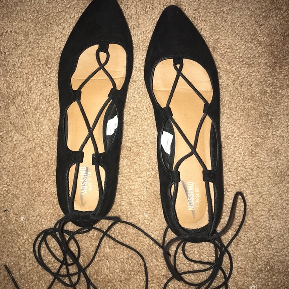 Black Wrap Flats - Picture 1 of 2